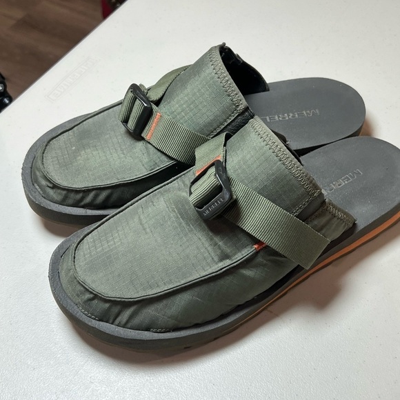 Like New Merrell Size 10 Alpine Clog Olive Unisex Sandal Slider Waterproof - Picture 6 of 12